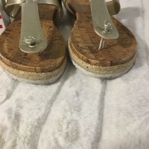 Avenue size 9 wide width